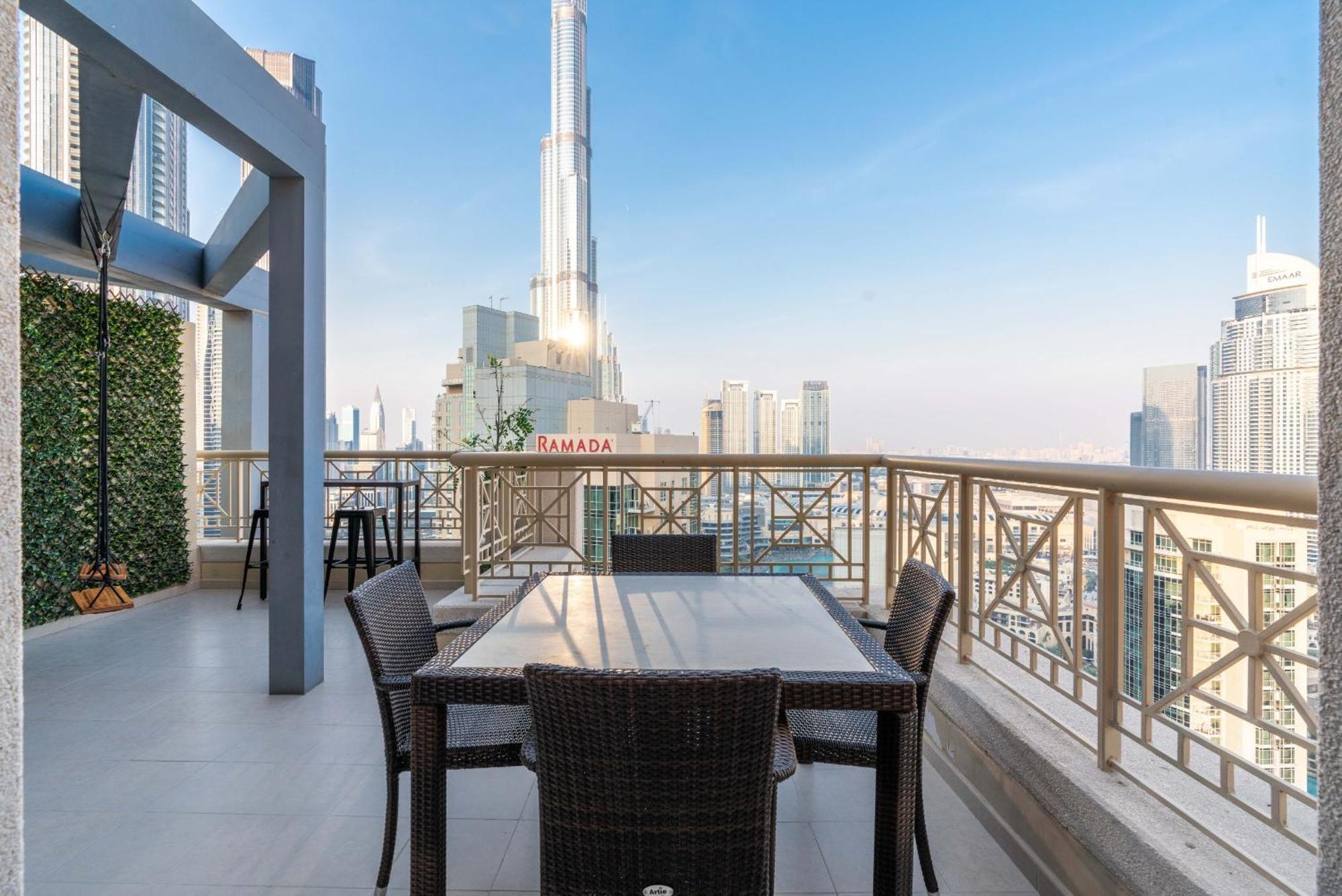 Luxury 2Br Downtown Apt With Burj Khalifa Views Dubaj Zewnętrze zdjęcie