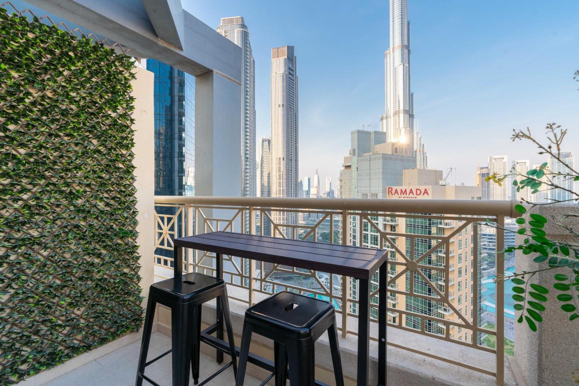 Luxury 2Br Downtown Apt With Burj Khalifa Views Dubaj Zewnętrze zdjęcie