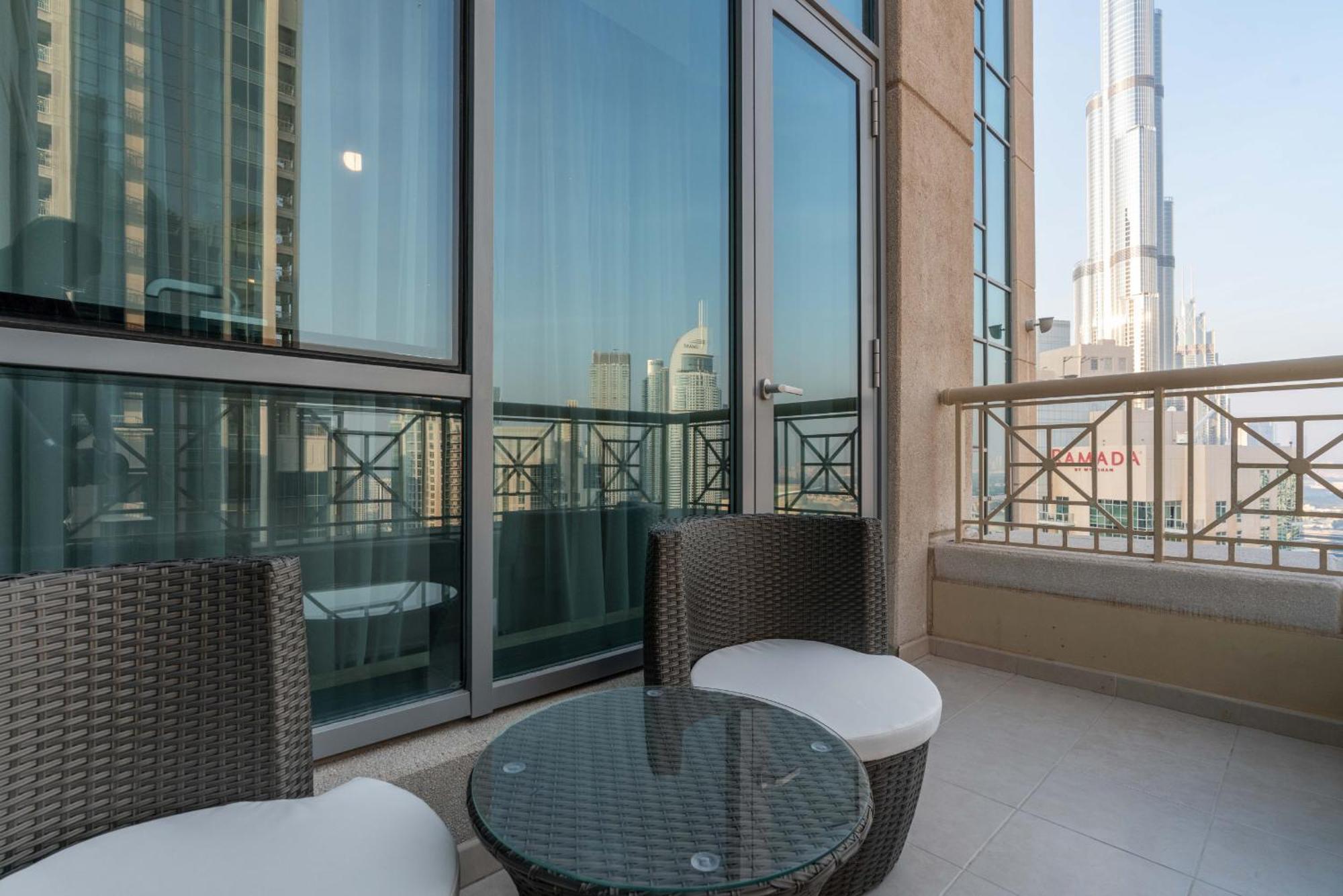 Luxury 2Br Downtown Apt With Burj Khalifa Views Dubaj Zewnętrze zdjęcie