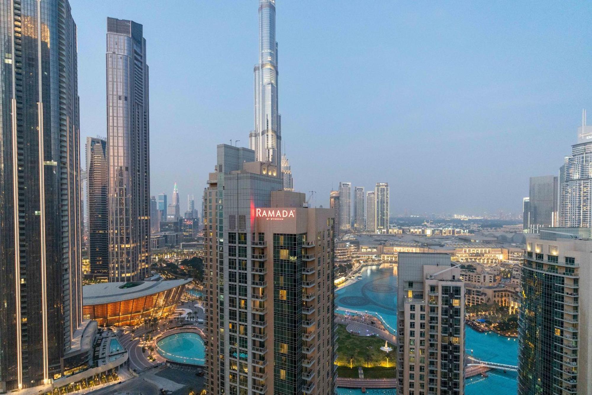 Luxury 2Br Downtown Apt With Burj Khalifa Views Dubaj Zewnętrze zdjęcie